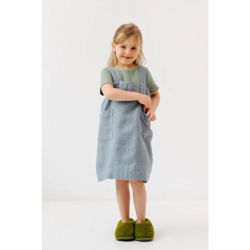 Linane laste põll pinafore blue fog (2).jpg